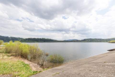 Unikatowa działka budowlana nad Zalewem Bukówka