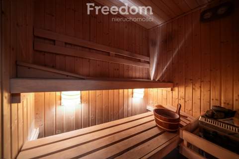 Zadbany dom wolnostojący z sauną i siłownią