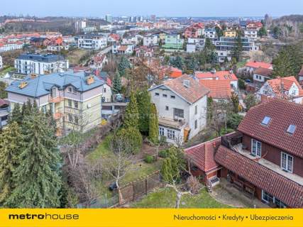 Dom z dużą działką, pięknym widokiem i ogrodem