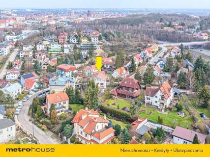 Dom z dużą działką, pięknym widokiem i ogrodem