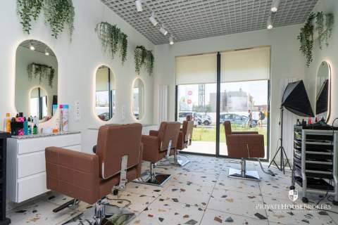Lokal usługowy salon fryzjerski Zauchy 36 mkw