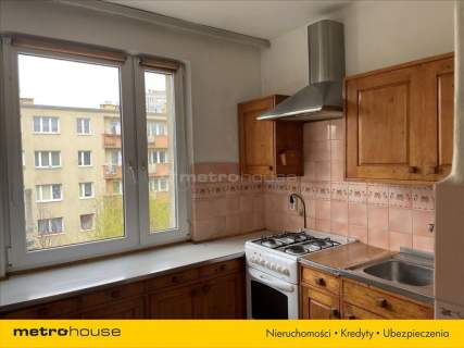 Mieszkanie 40,5m2/ 2 pokoje/ balkon/ piwnica