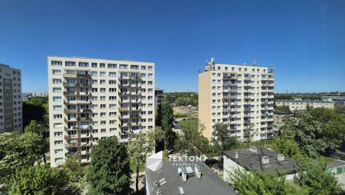 Zielony Karolew/2pokoje/do remontu/balkon